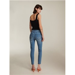 Узкие джинсы пуш-ап