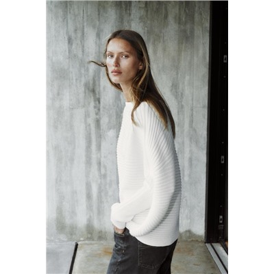 VOLUME TEXTURED KNIT JUMPER