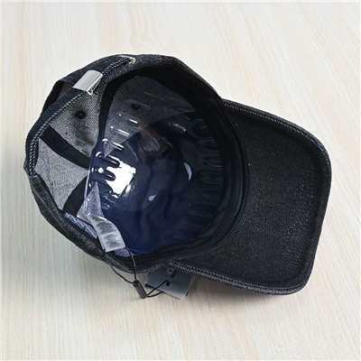 Женская бейсболка  Kar*l Lagerfel*d