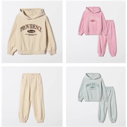 Бархатный спортивный костюм для девочек