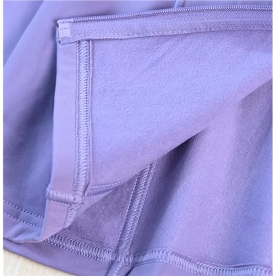 Женский спортивный костюм