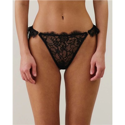 Tanga de encaje