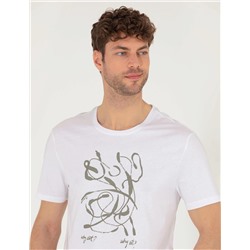 Beyaz Slim Fit Baskılı Bisiklet Yaka Tişört