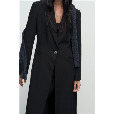 LONG SINGLE-BUTTON COAT