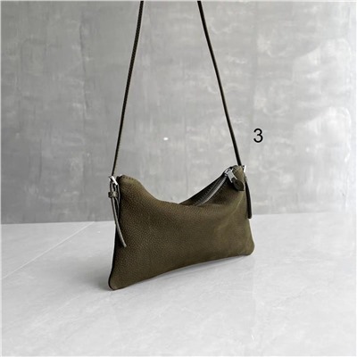 Мягкая маленькая женская сумка из натуральной кожи