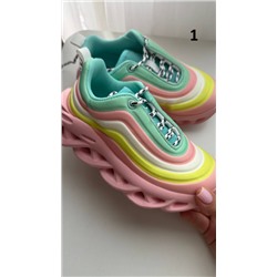 Детские легкие кроссовки