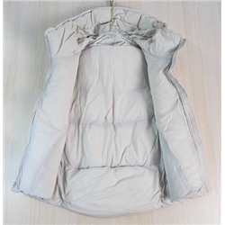 Женский толстый и пушистый жилет из белого утиного пуха с капюшоном