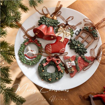 Елочные игрушки в ретро стиле 🎄Материал: смола. Набор 2 шт