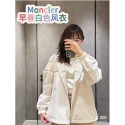 Женская лёгкая куртка ветровка MONCLE*R