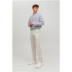 Pantalón chino Gris