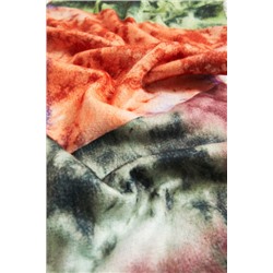 Foulard largo bajo deshilachado