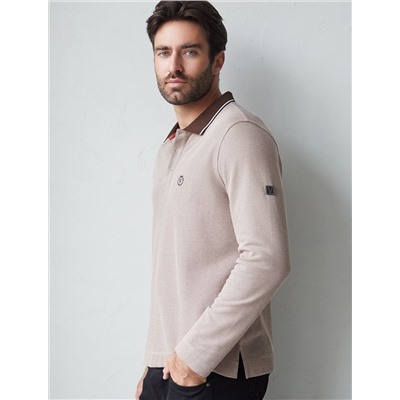 Лонгслив из фактурного трикотажа с плетеным воротником поло с застежкой на пуговицы