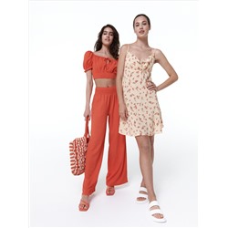 Kleid mit hohem Viskoseanteil