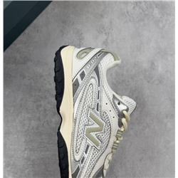 New Balance 204L
