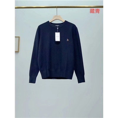 Мужской зимний простой повседневный свитер Hazzys, базовый свитер-кардиган, идеальной толщины, классический и универсальный стиль каждый год! Самый классический пуловер с круглым вырезом, плетение с узором ананаса, более объемный вид. Фирменная вышивка на груди изысканная и насыщенная. Все ткани изготовлены из импортных смесей шерсти, которые приятны для кожи, нежны и очень удобны при ношении рядом с телом. Они идеально сохраняют тепло. Они очень высокого качества, подходят для любой возрастной группы и выглядят! как мужчина с хорошо подогнанной верхней частью тела