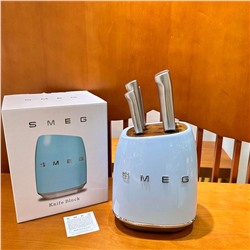 Набор из 7 предметов для ретро-ножей SMEG Blue Knife, потолок стоимости ножей  Нож изготовлен из импортной нержавеющей стали марки 304, которая безопасна, полезна для здоровья, долговечна и износостойка. Интегрированная ручка очень удобна и легка в использовании.  В комплект входят универсальный нож, нож для мяса, нож сантоку, нож для хлеба, поварской нож и подставка для ножей, всего 7 предметов!