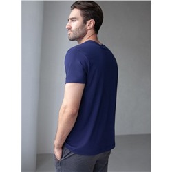 Футболка из премиального хлопка с авторским принтом