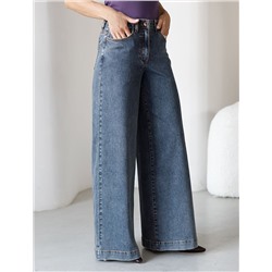 Широкие джинсы с декоративной стиркой из эластичного плотного денима