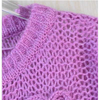 Мягкий и уютный вязаный свитер из ангольской шерстяной смеси