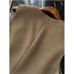 Красивый и трендовый костюмный жилет. Экспорт