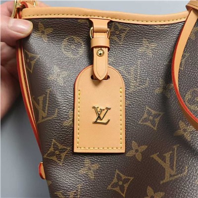 Сумка  LOUI*S VUITTO*N