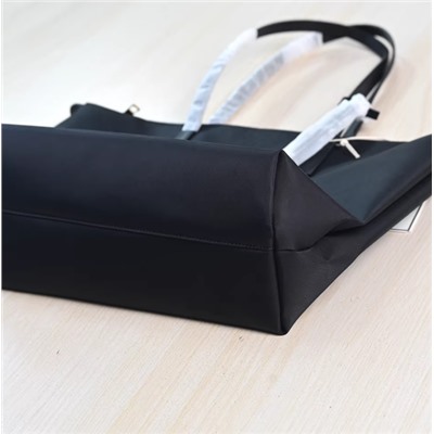 Легкая нейлоновая сумка ХЭЗЗИ*С