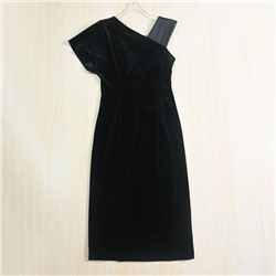 Элегантное женское платье с асимметричным вырезом и рукавами, комбинированное двумя видами тканей  DKN*Y