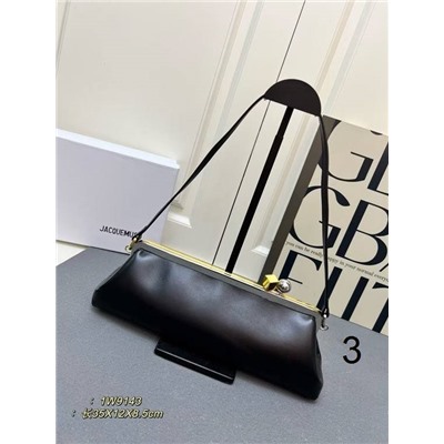 Сумка багет Jacquemu*s Croisier*e