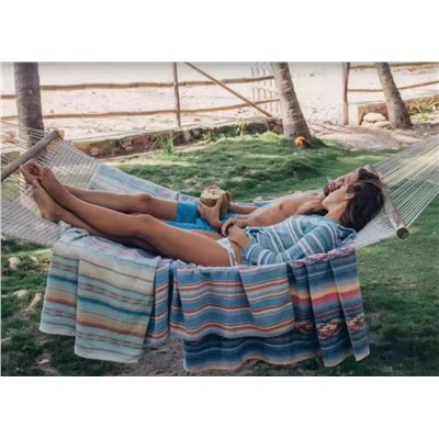 Большое пляжное покрывало Fahert*y по выгодной цене от американского бренда, экспорт