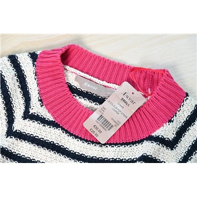 Женский трикотажный свитер