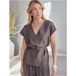 Жилет на запАх с поясом из плотного лиоцелла