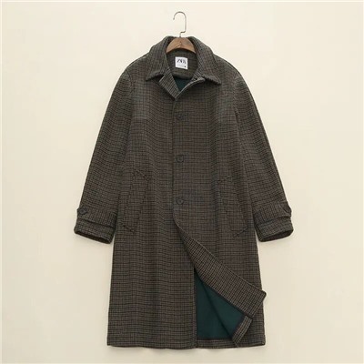 Пальто женское из смесовой шерсти, довольно тяжёлое, держит форму  ЗАР*А