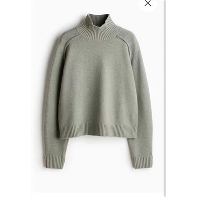 Женский свитер приятного мятного цвета Н*М