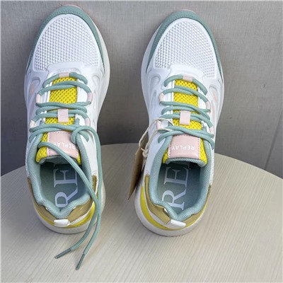 Детские кроссовки, экспорт  РЕПЛЭ*Й