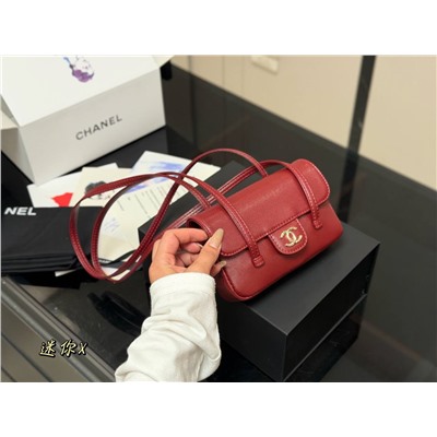 Небольшая элегантная сумка на двух ремешках (6 цветов)