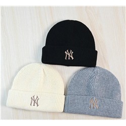 Зимняя шапка унисекс