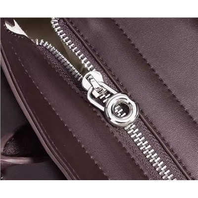 Новая вместительная сумка из натуральной кожи