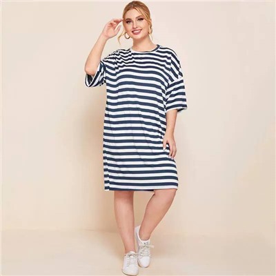 Женское платье в полоску Plus Size