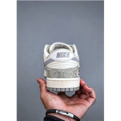 Nike SB Dunk Low x GUCCI