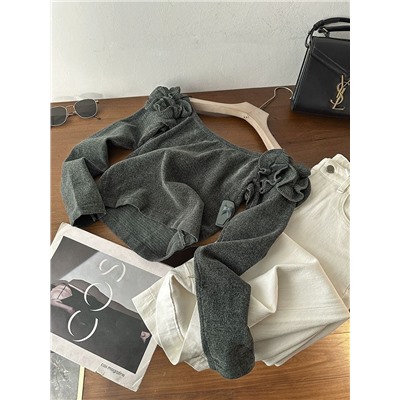 Женский лонгслив с открытыми плечами и объемным декором  ЗАР*А