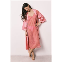 Bata larga satinada encaje