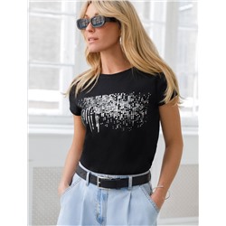 Нарядная футболка с серебристым принтом