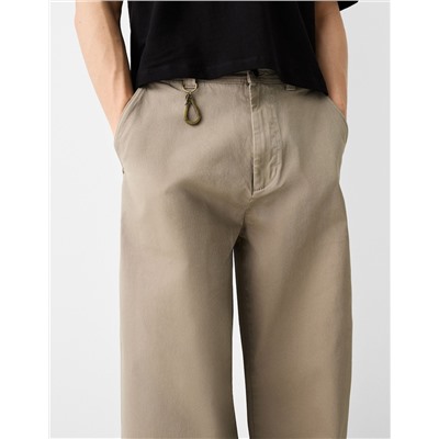 Skater-fit trousers with lobster clasp