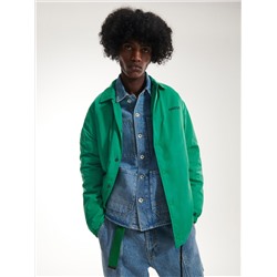 Jacke mit Druckknopfverschluss