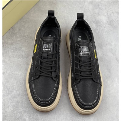 Кроссовки FENDI