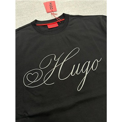 Мужская футболка с вышитым логотипом на груди (3 цвета ) ХУГ*О