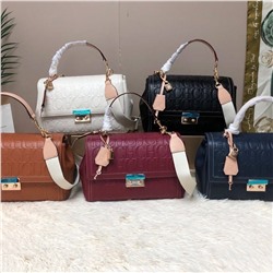 Женская сумка Carolin*a Herrer*a