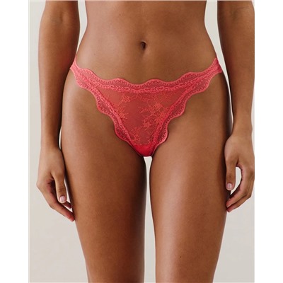 Tanga de encaje en rosa