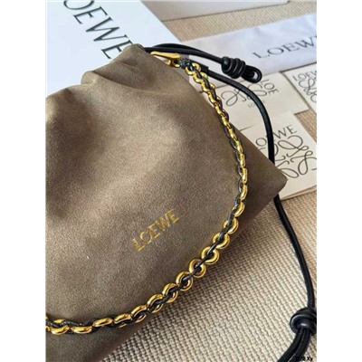 Стильная замшевая сумка  LOEW*E