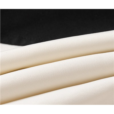 Ветровка весенняя/летняя. Водоотталкивающая, защищает от ветра